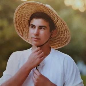 Meet your Posher, Evan